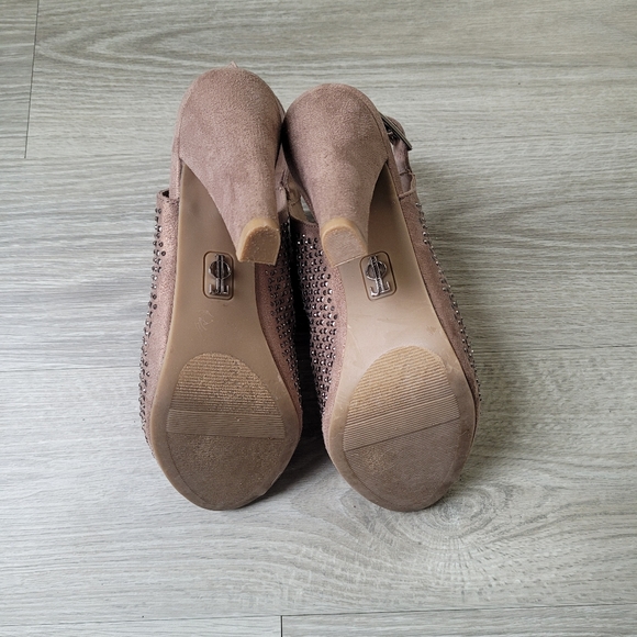 Jennifer Lopez Sasha Studded Booties - Picture 5 of 10